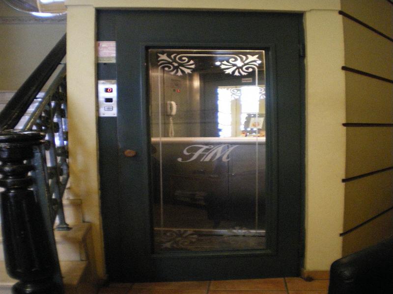 Metropolis Hotel Сере Экстерьер фото
