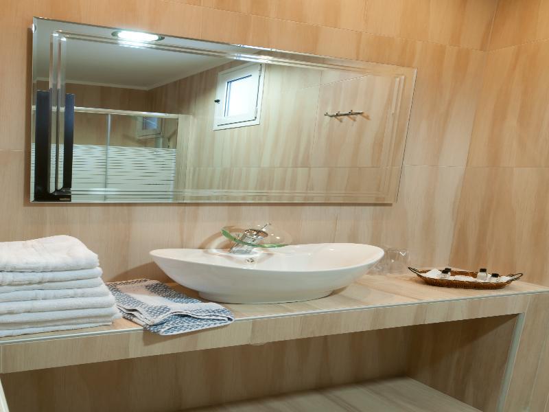 Metropolis Hotel Сере Экстерьер фото