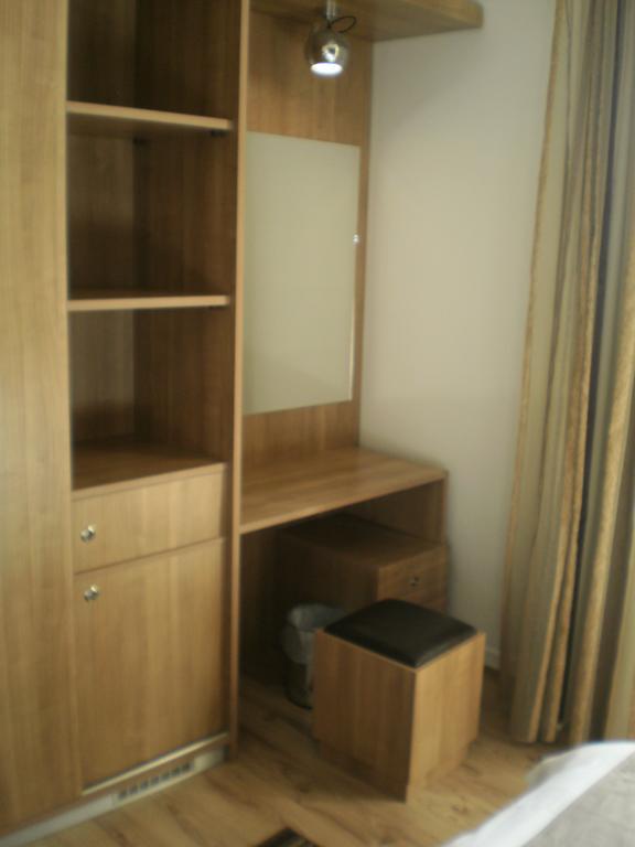 Metropolis Hotel Сере Экстерьер фото
