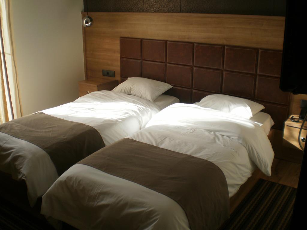Metropolis Hotel Сере Экстерьер фото