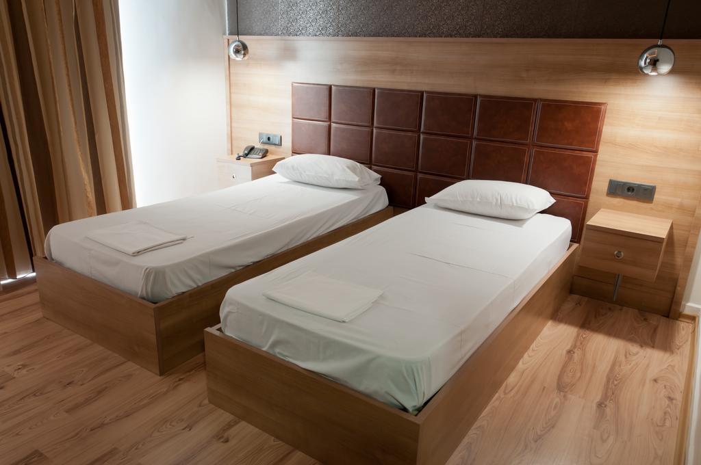 Metropolis Hotel Сере Экстерьер фото