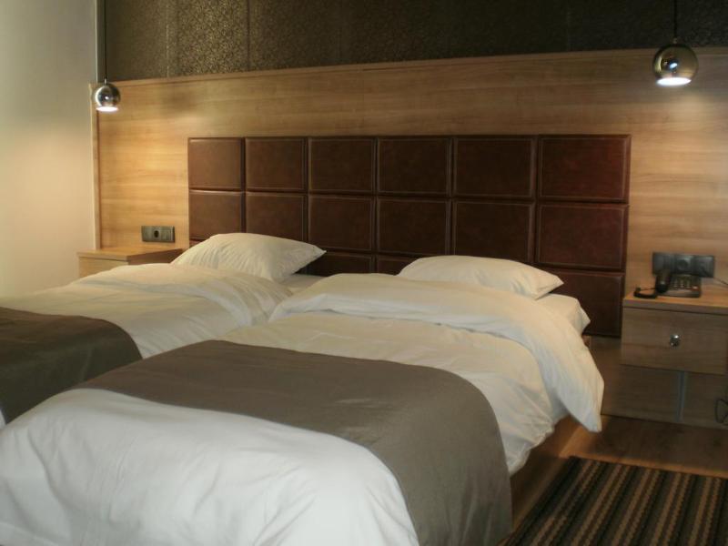 Metropolis Hotel Сере Экстерьер фото